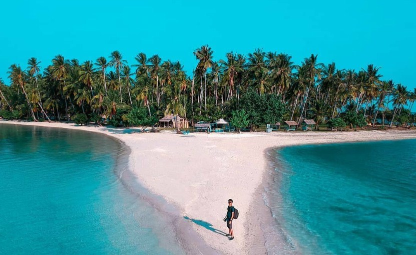 Keindahan Pulau Mahitam Keindahan Pulau Mahitam